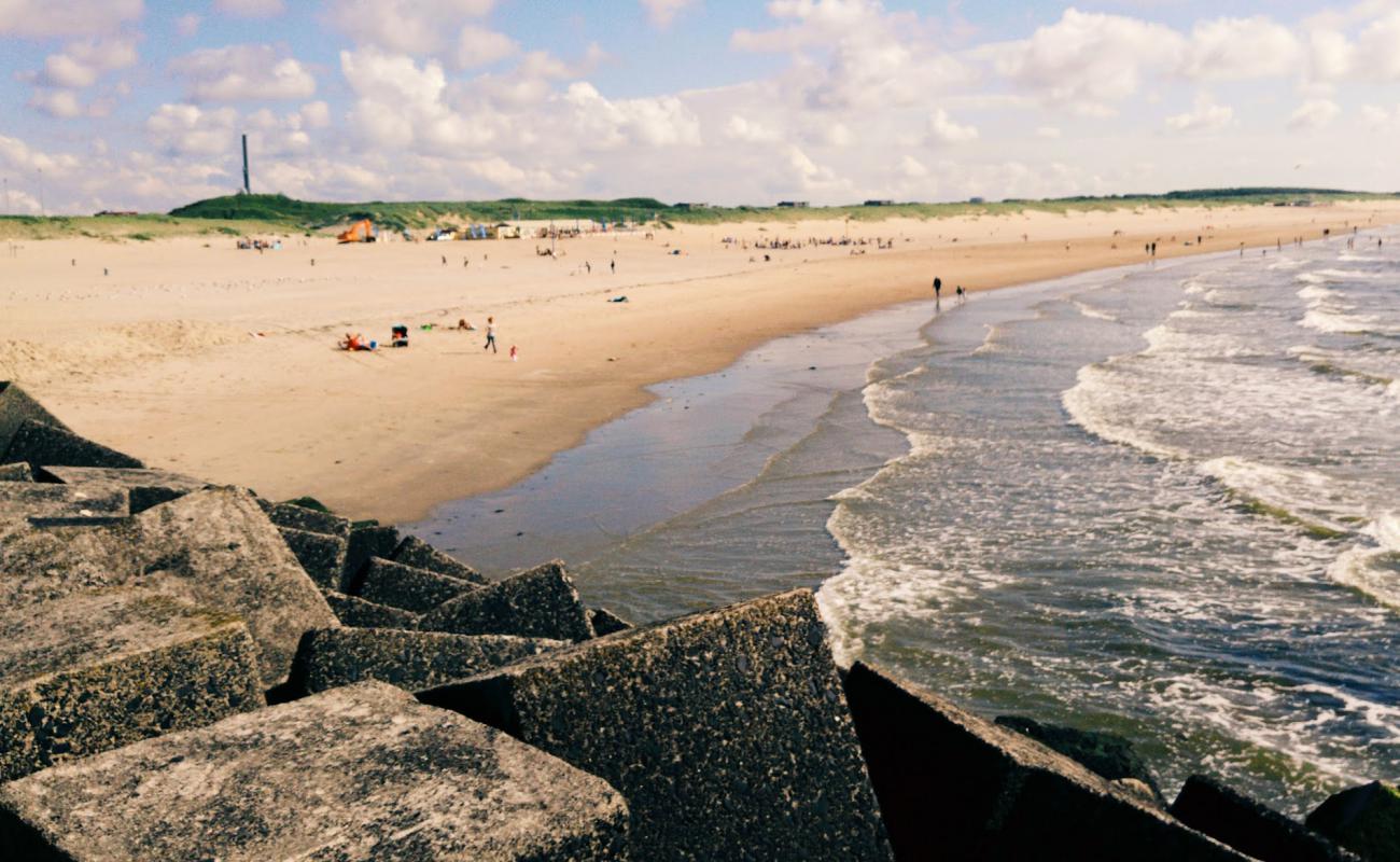 Photo de Strand Kijkduin avec sable beige de surface