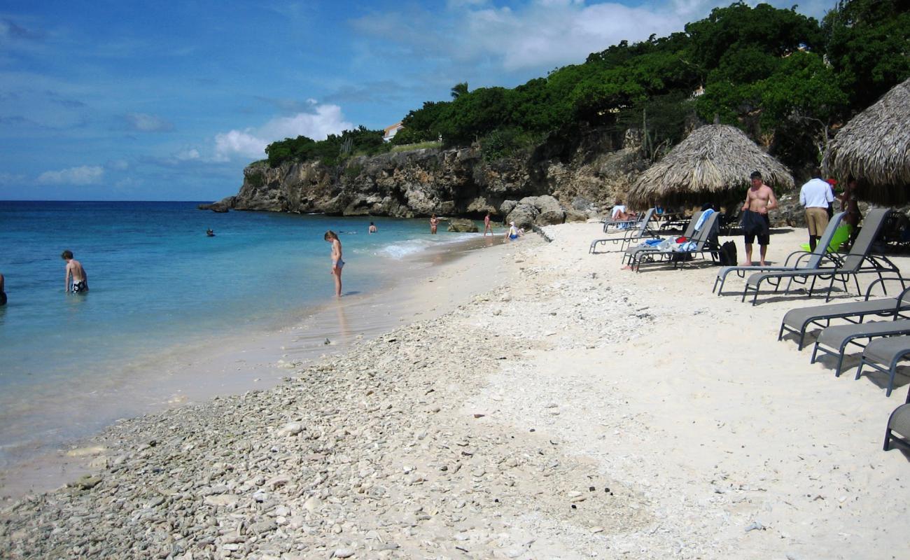 Photo de Playa Grandi avec sable beige & galets de surface