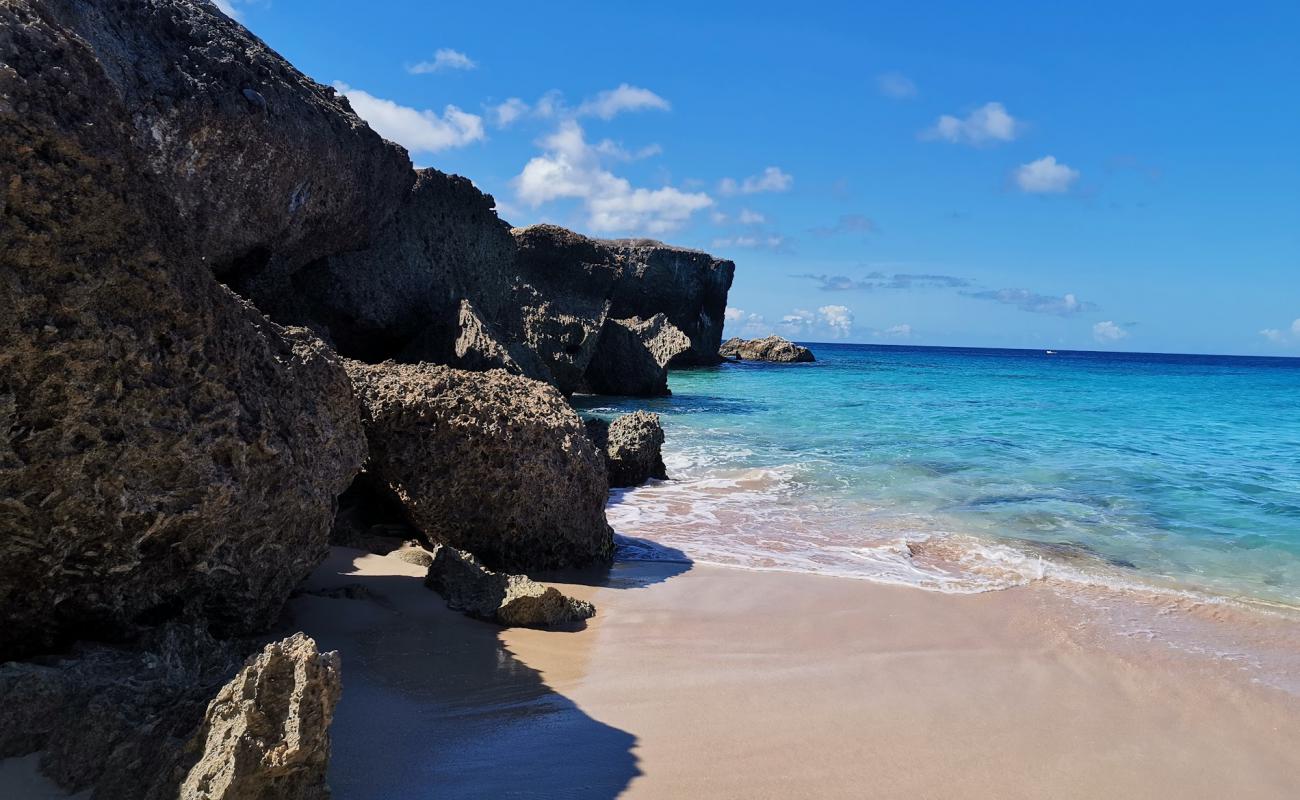 Photo de Playa Gipy avec sable fin et lumineux de surface