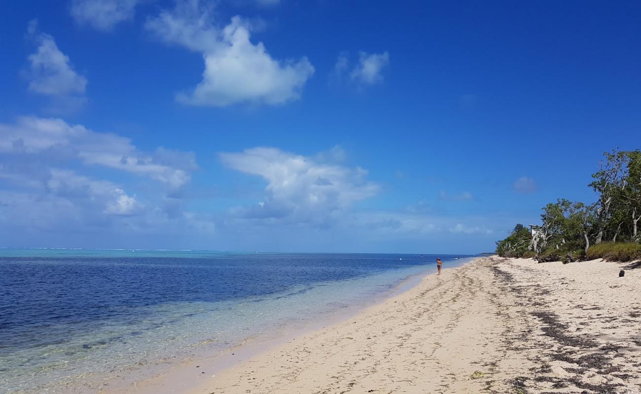 Photo de Poe Beach avec sable lumineux de surface