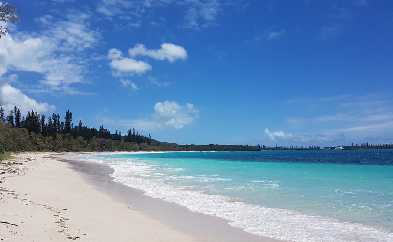 Photo de Plage de Kutema avec sable fin blanc de surface