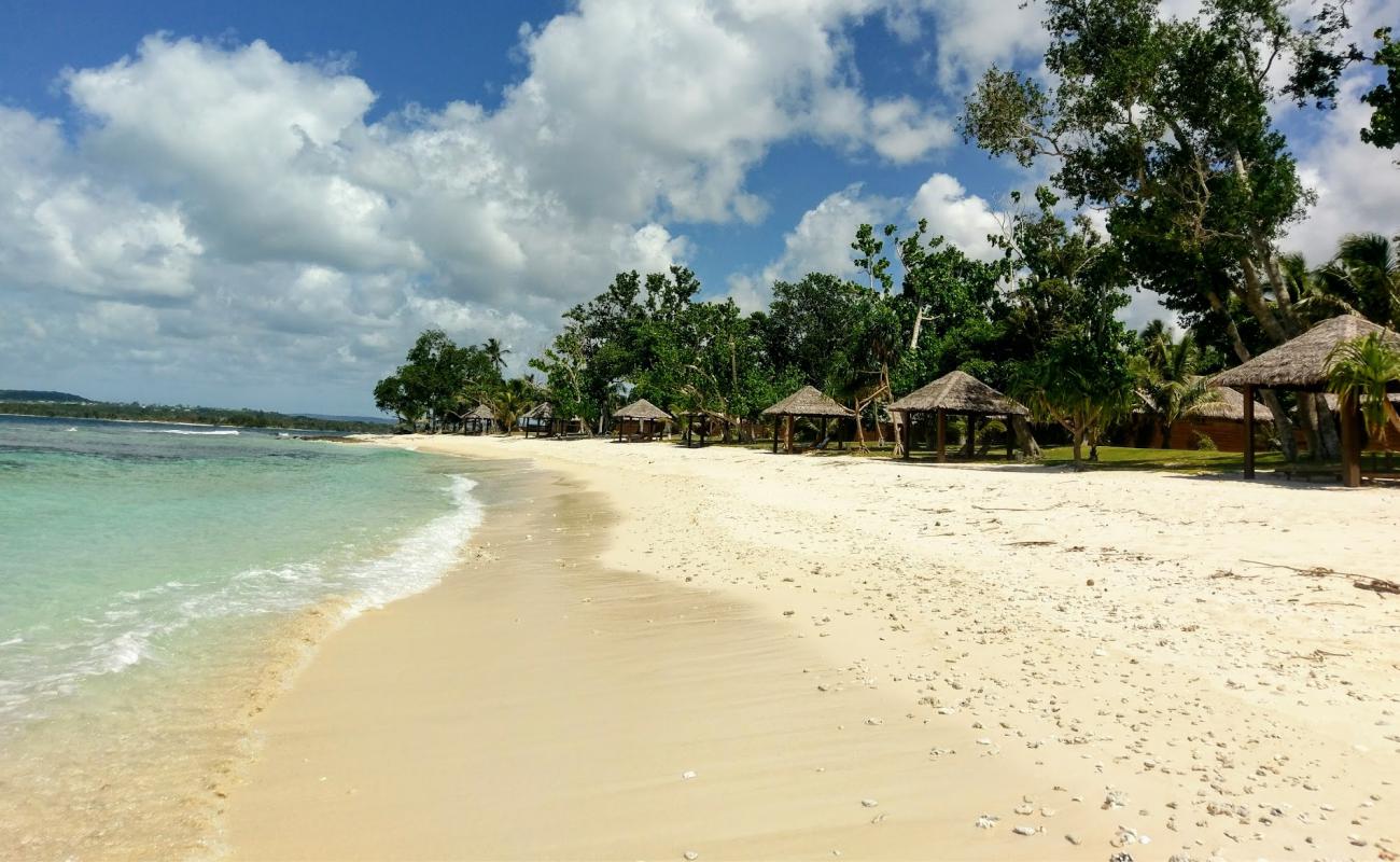 Photo de Eratap Beach avec sable lumineux de surface