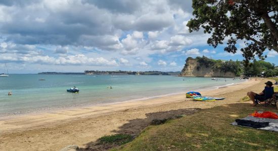 Arkles Bay Beach