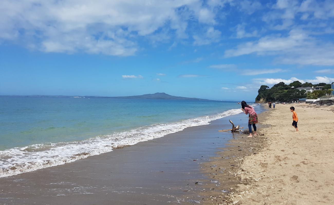 Photo de Campbells Bay Beach avec sable beige de surface