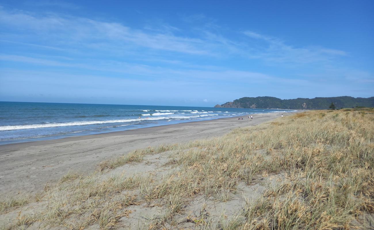 Photo de Pacific Beach avec sable lumineux de surface