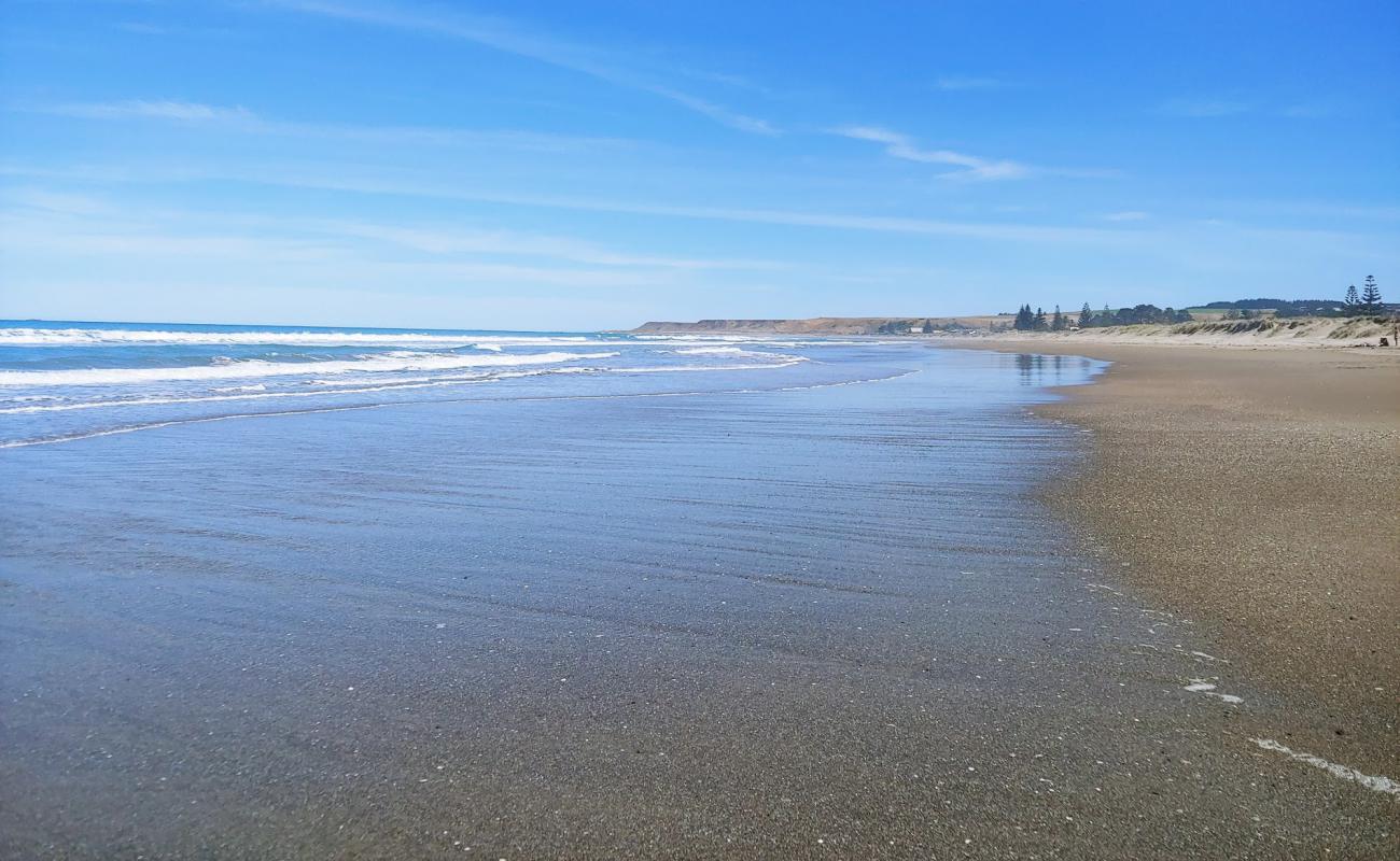 Photo de Riversdale Beach avec sable beige de surface