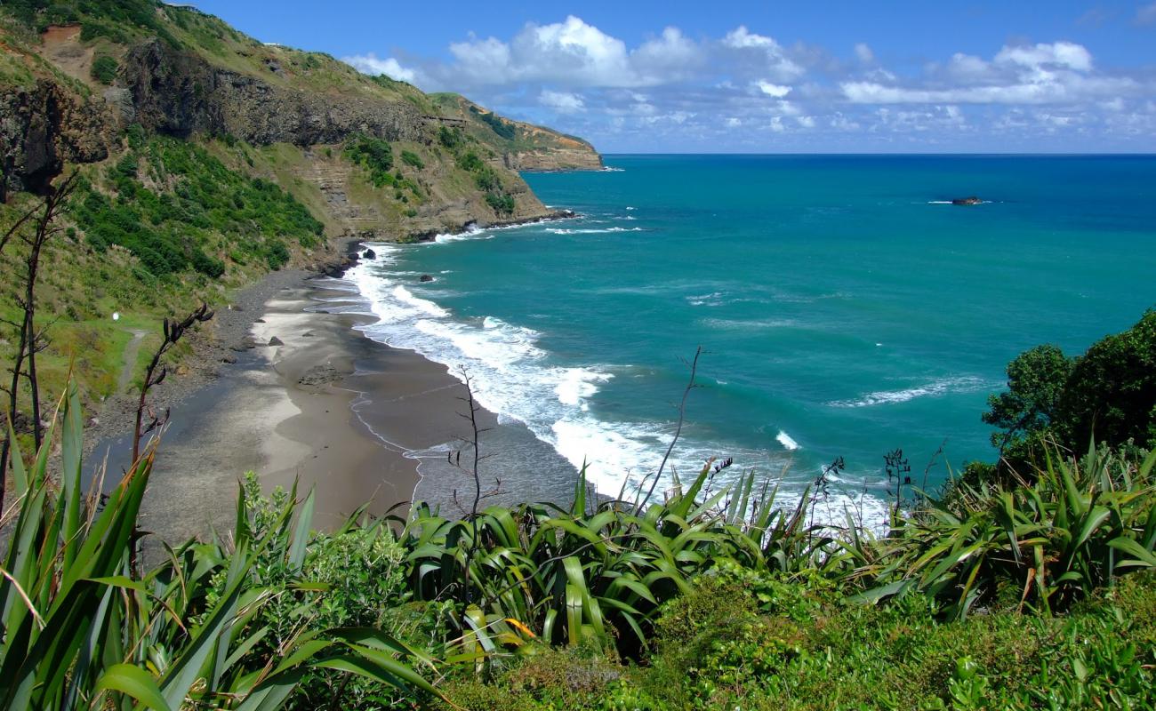 Photo de Maukatia Bay avec sable beige de surface