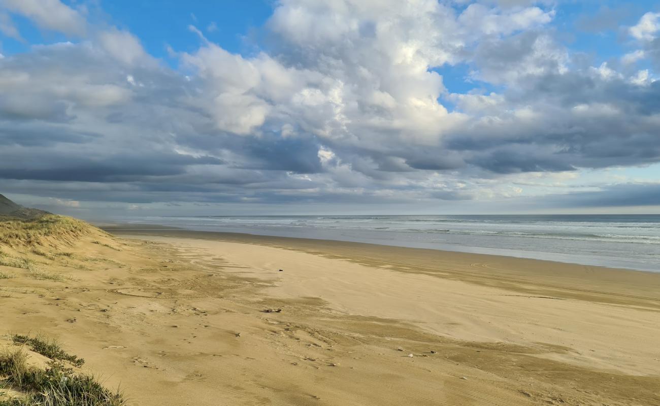 Photo de Glinks Gully Beach avec sable fin et lumineux de surface