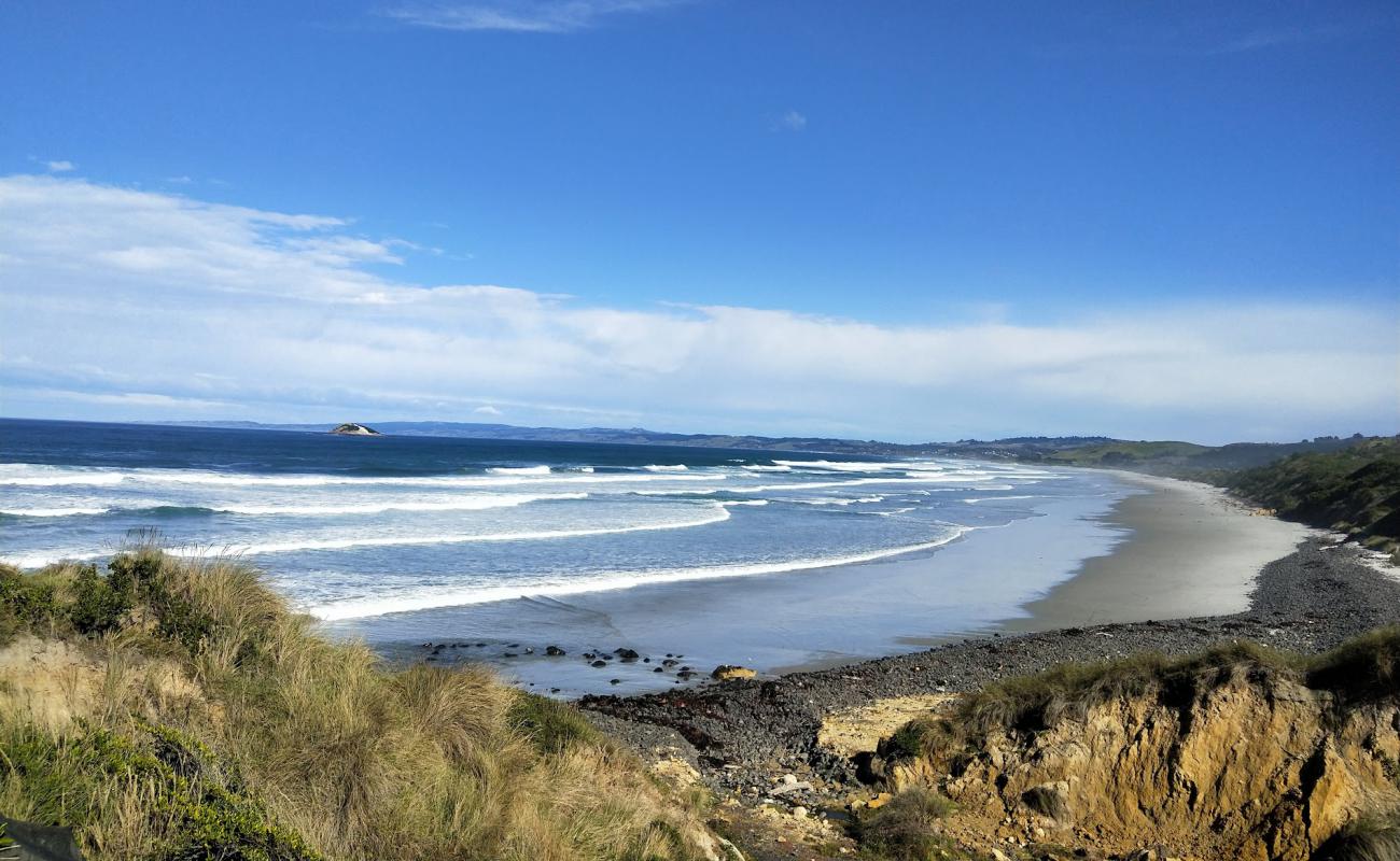 Photo de Blackhead Surfing Beach avec sable clair avec caillou de surface