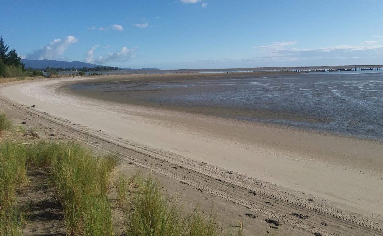 Photo de Jackett Beach avec sable lumineux de surface