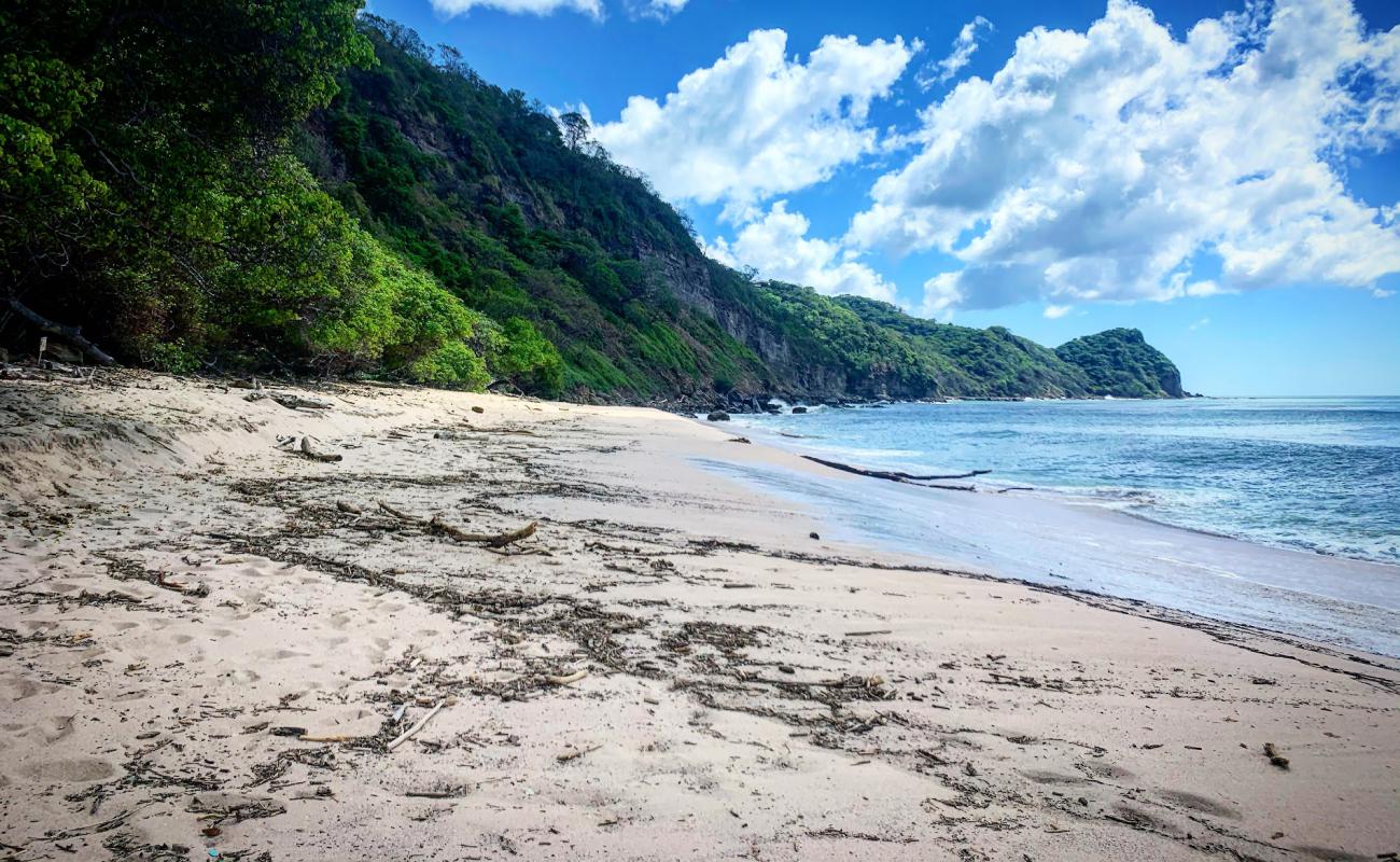 Photo de Plage Escondida avec sable lumineux de surface