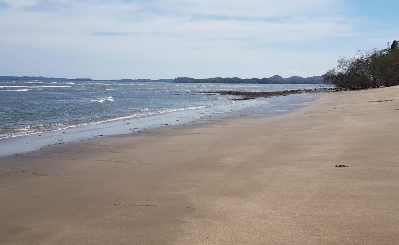 Photo de Playa Nanzal avec sable noir & galets de surface