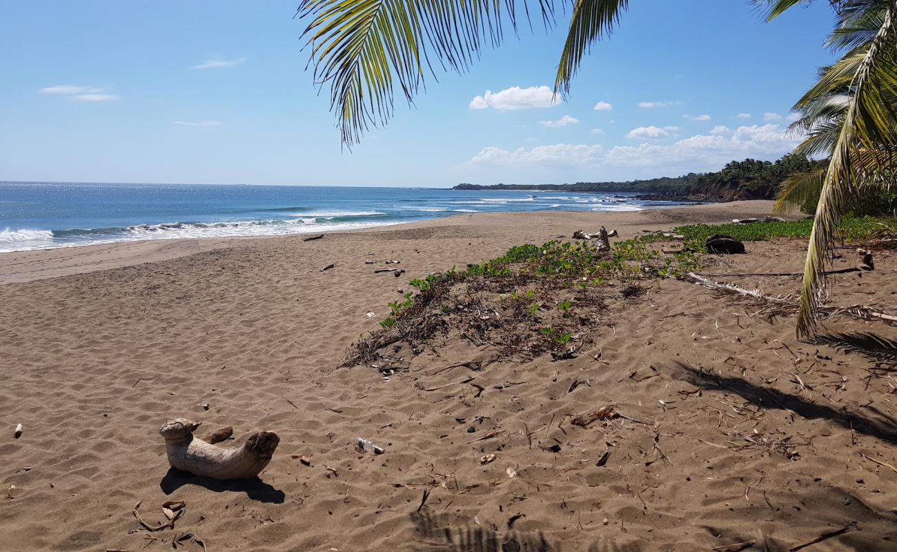 Photo de Destiladeros Beach avec sable brun de surface