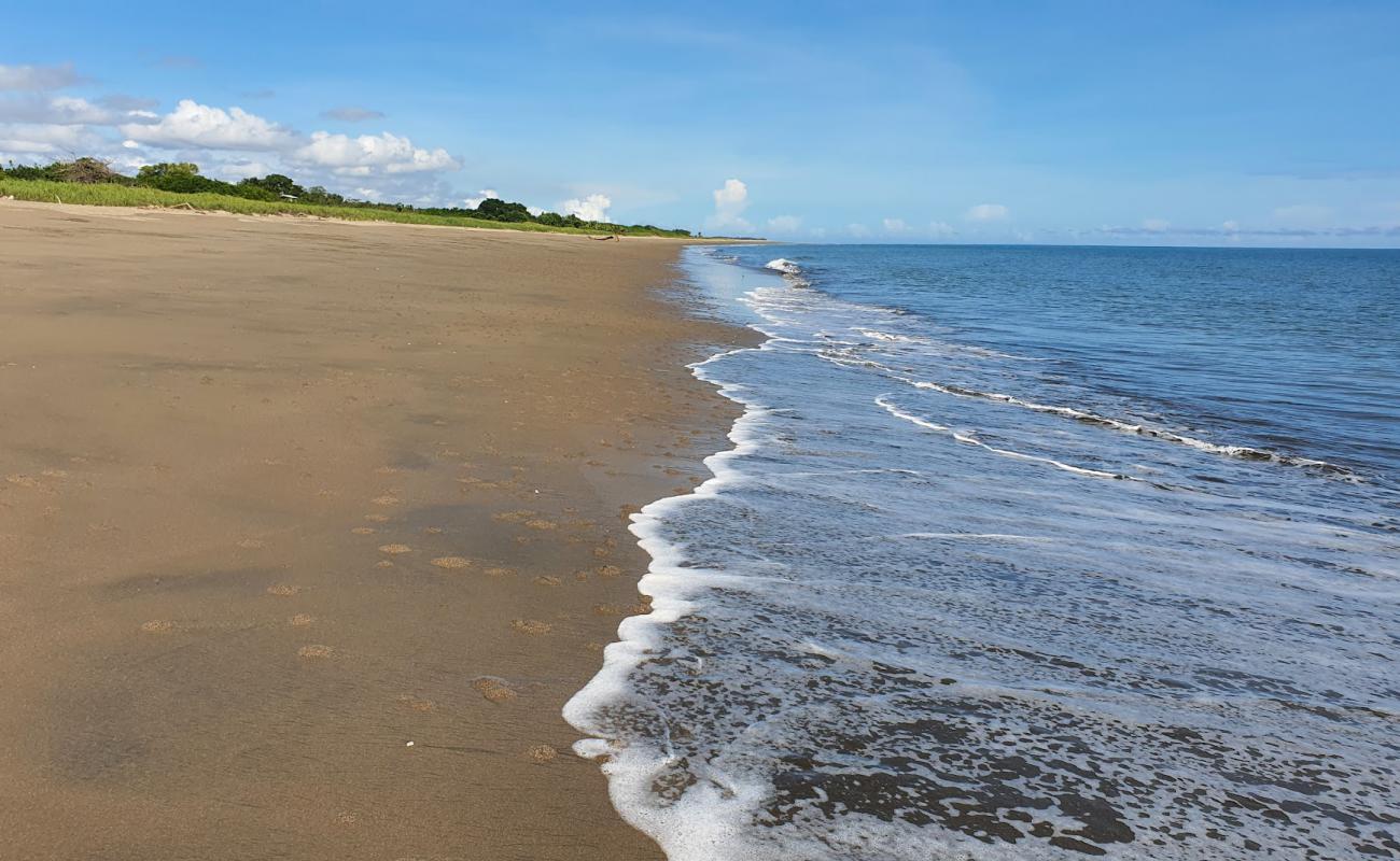 Photo de Bajaderos Beach avec sable brun de surface