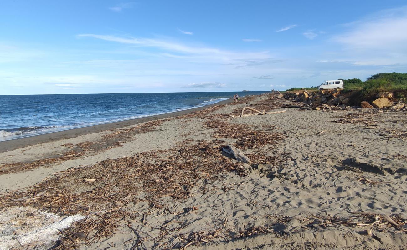 Photo de Monagre Beach avec sable brun de surface