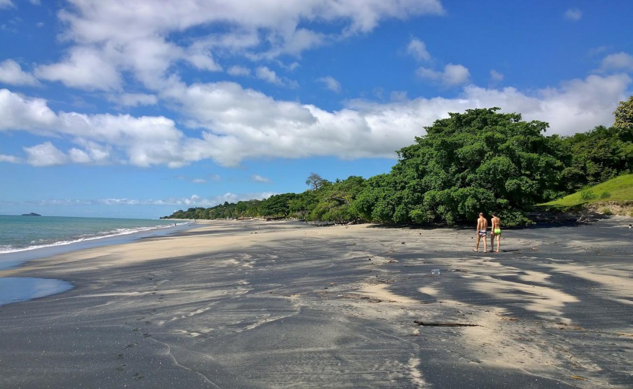 Photo de Bijao Club Beach avec sable beige de surface