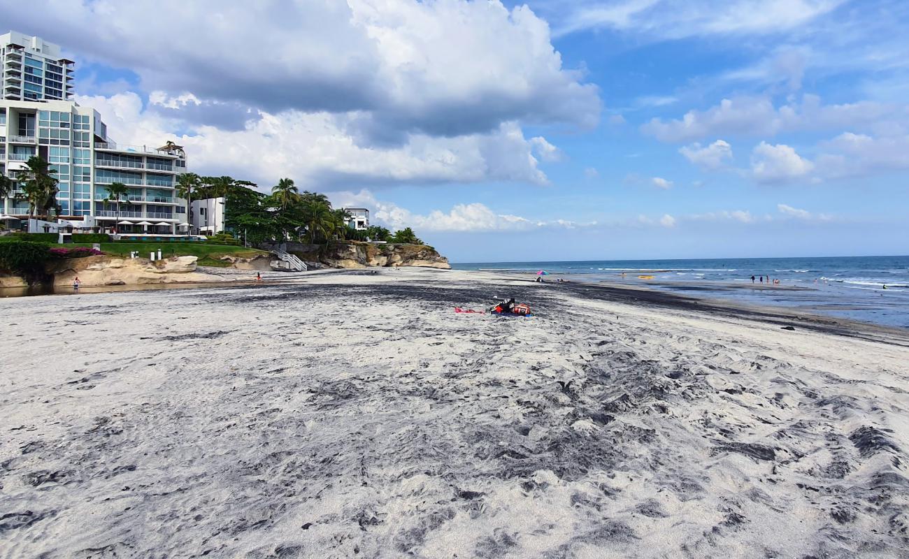 Photo de Rio Mar Beach avec sable gris de surface