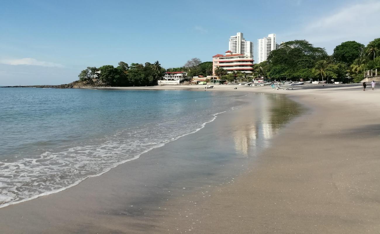 Photo de Gorgona Beach avec sable gris de surface