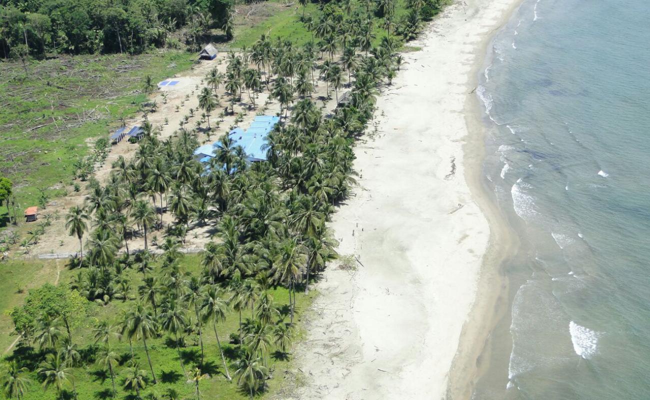 Photo de Belen Beach avec sable beige de surface