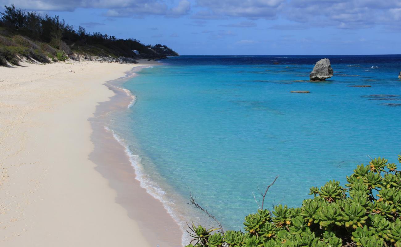 Photo de Cross Bay Beach avec sable fin blanc de surface