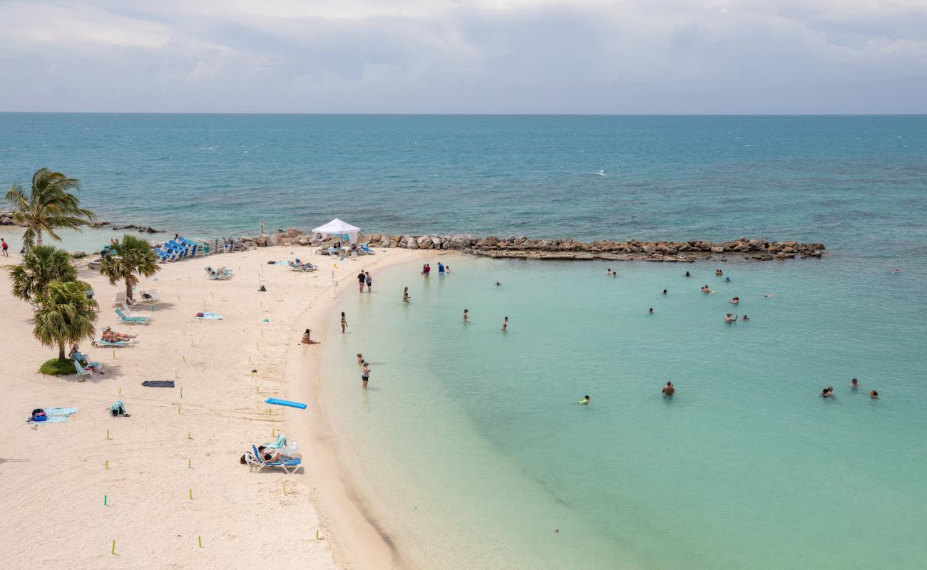 Photo de Snorkel Park Beach avec sable fin et lumineux de surface