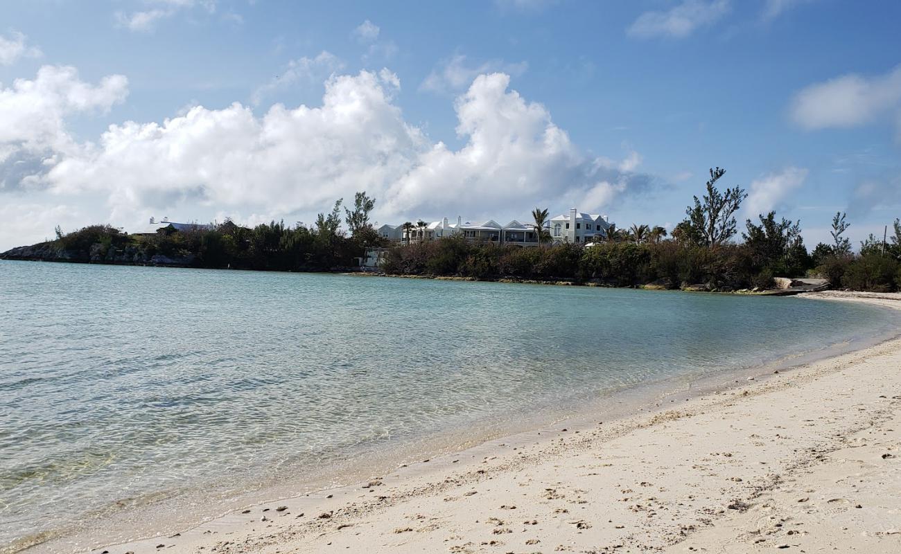 Photo de Shelly Bay Beach avec sable lumineux de surface