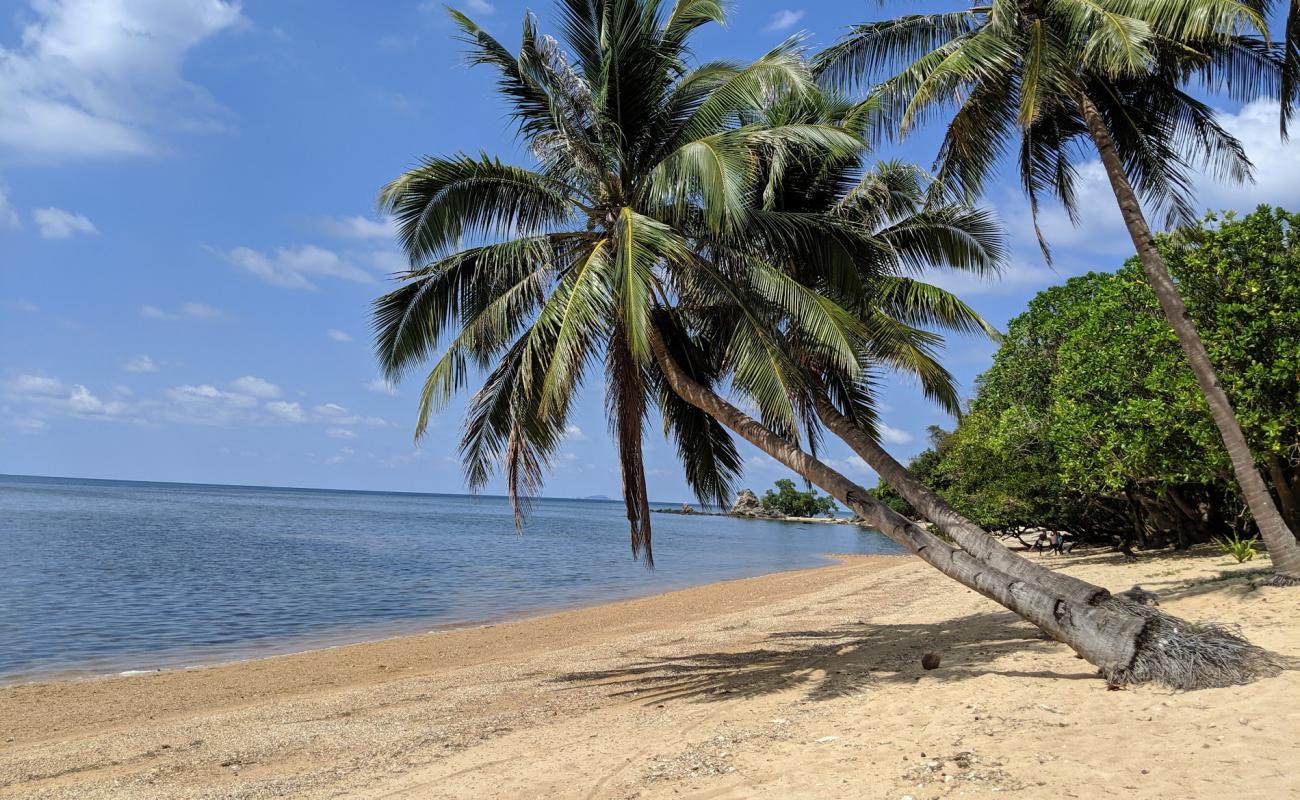 Photo de Alito Beach avec sable beige de surface