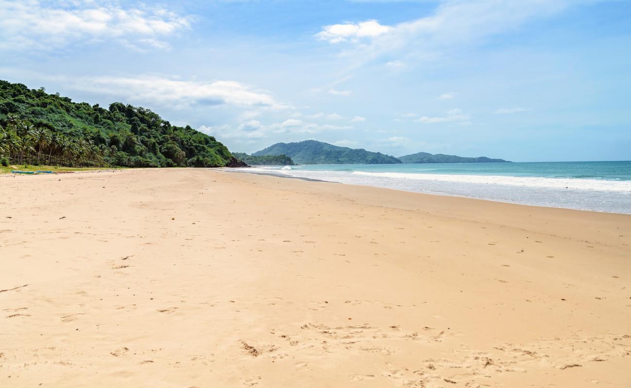 Photo de Verde Safari Beach avec sable lumineux de surface