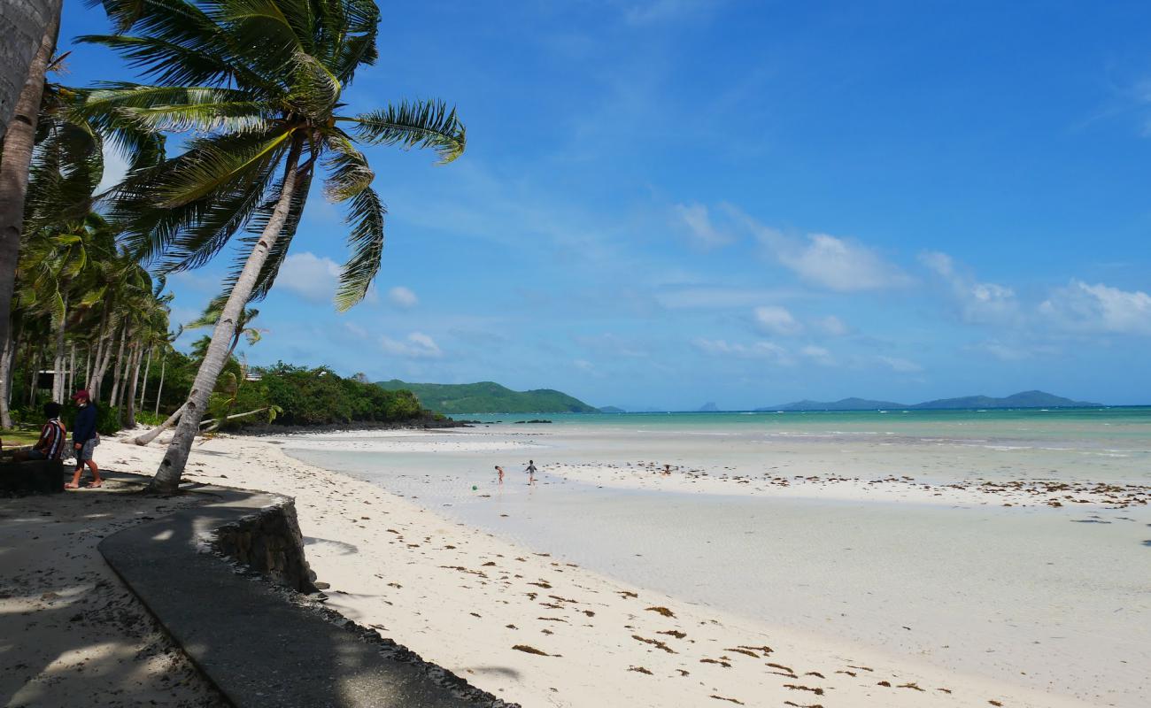 Photo de Sader Beach avec sable blanc de surface