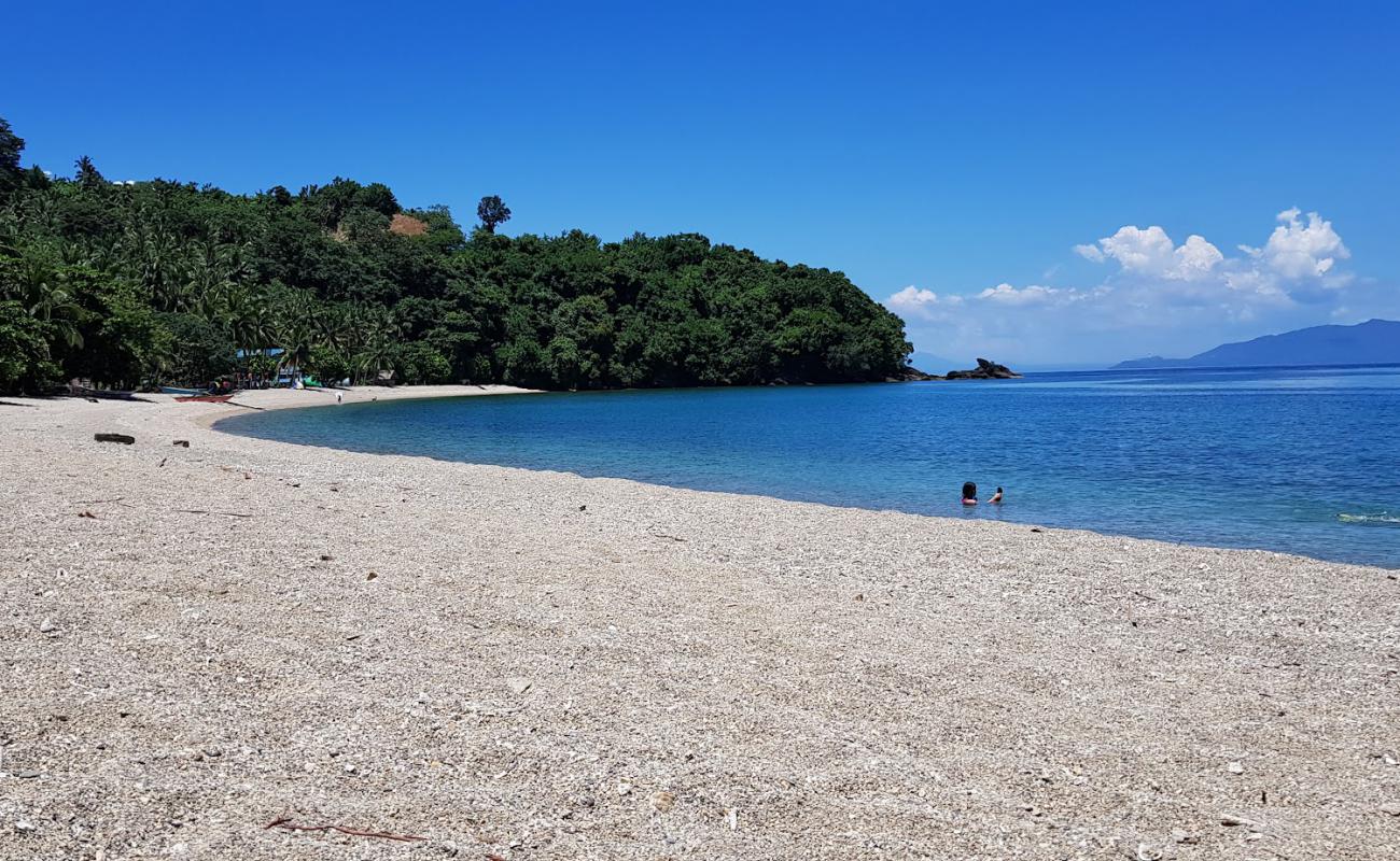 Photo de Bulabod Beach avec petits galets gris de surface