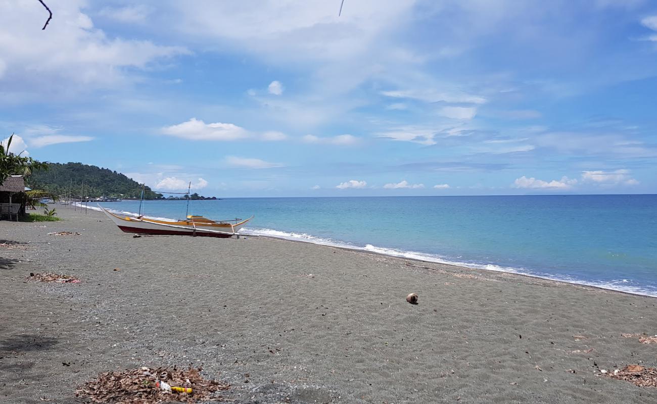 Photo de Pinamalayan Beach avec petits galets gris de surface