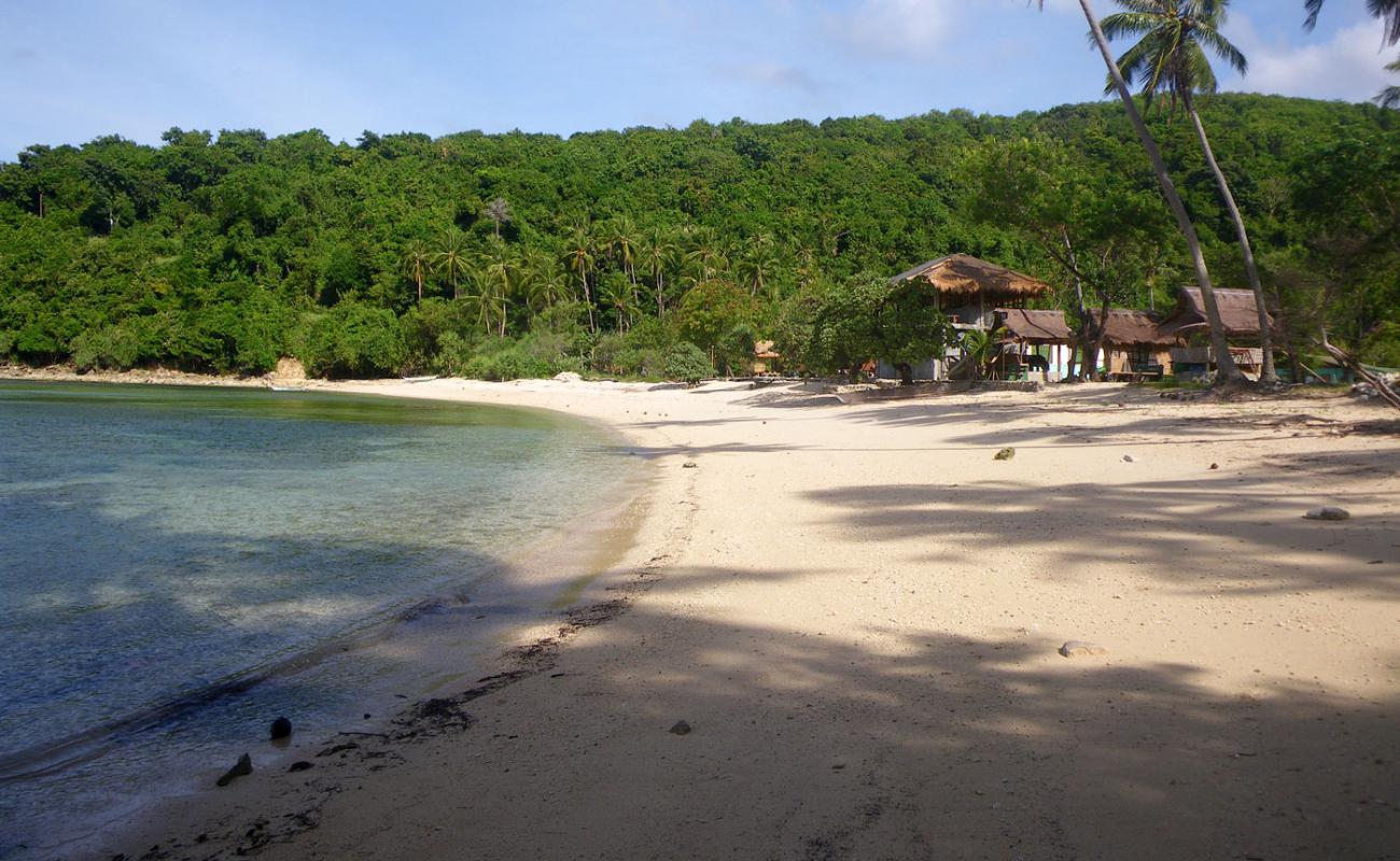 Photo de Tambaron Island Beach avec sable beige de surface