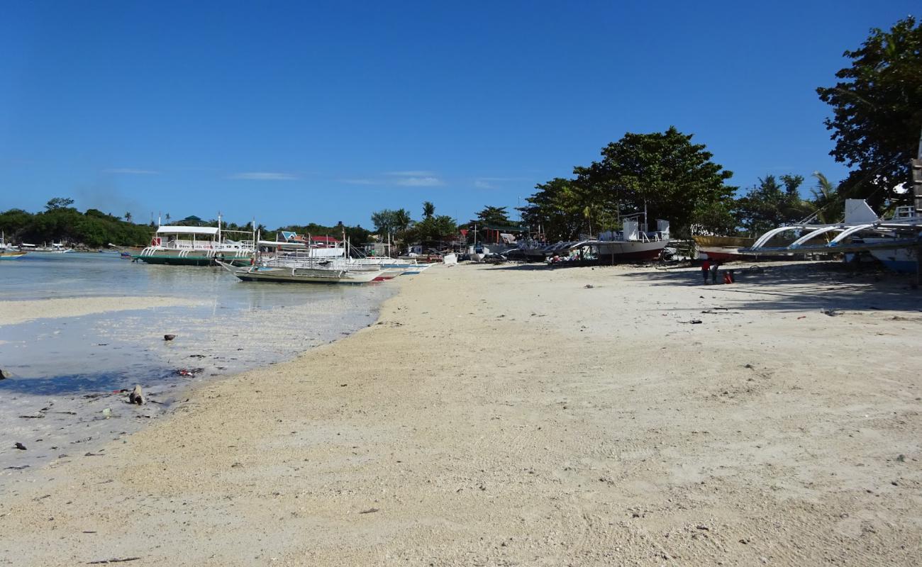 Photo de Logon Beach avec sable lumineux de surface