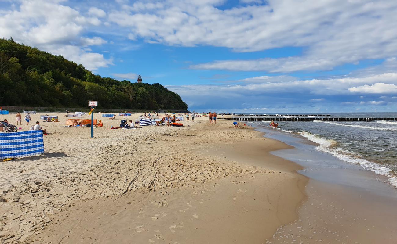 Photo de Beach in Niechorze avec sable beige fin de surface