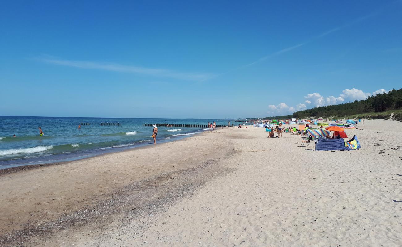Photo de Mielenko beach avec sable beige de surface