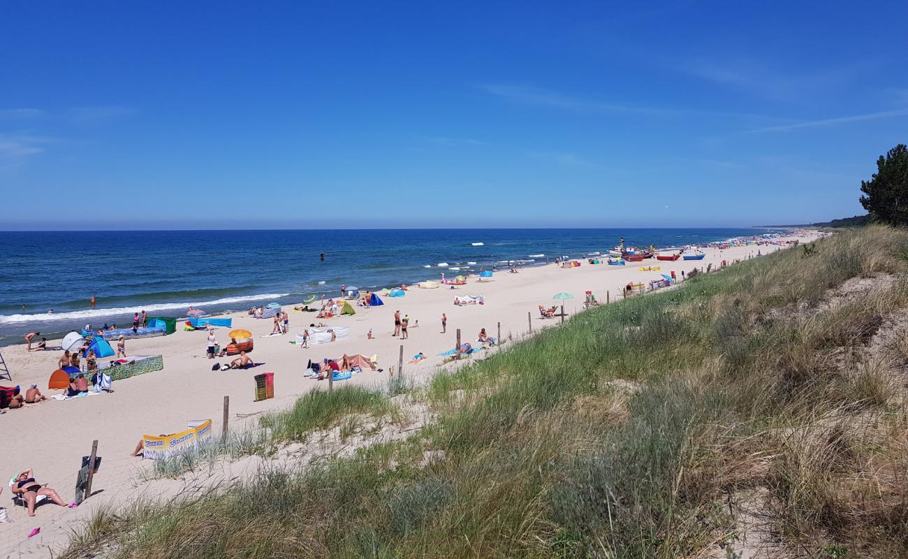 Photo de Dabki Beach avec sable fin et lumineux de surface