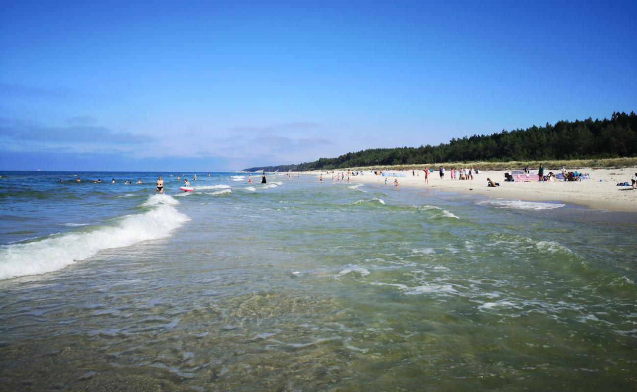 Photo de Debki Beach II ent 17 avec sable fin et lumineux de surface