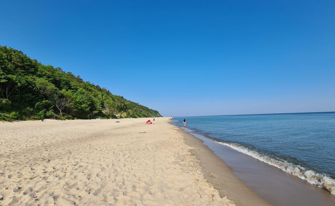 Photo de Jastrzebia Gora II Beach avec sable fin et lumineux de surface