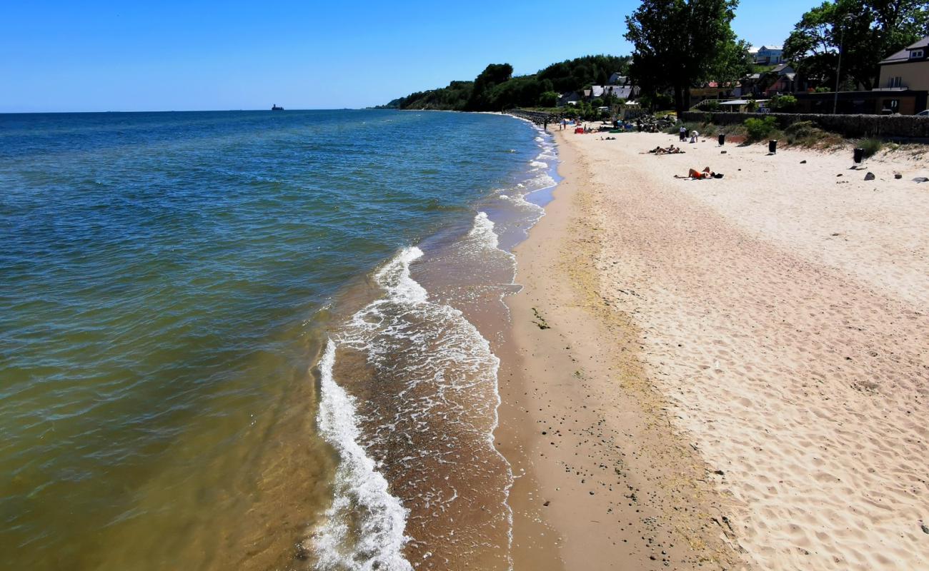 Photo de Mechelinki Beach avec sable lumineux de surface