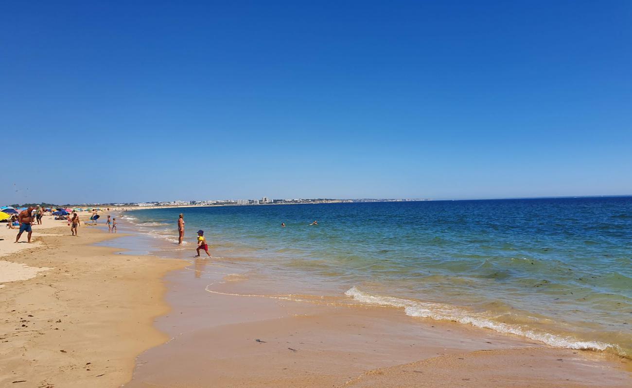 Photo de Plage de Meia avec sable brun de surface