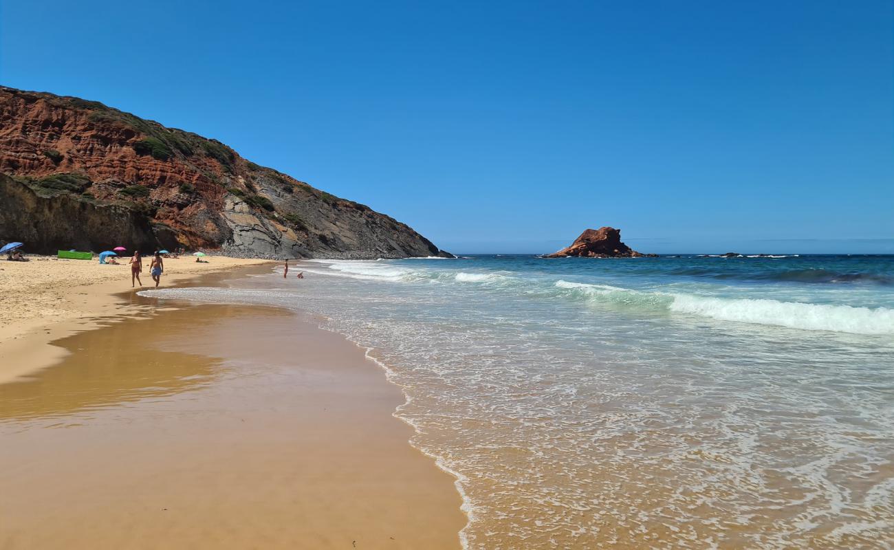 Photo de Ponta Ruiva Beach avec sable brun de surface