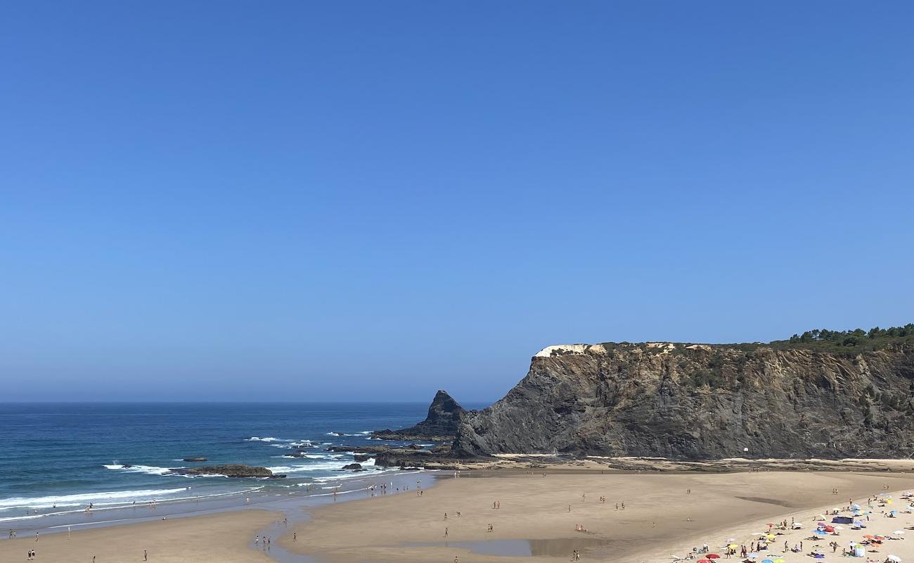 Photo de Praia de Odeceixe Mar avec sable fin et lumineux de surface