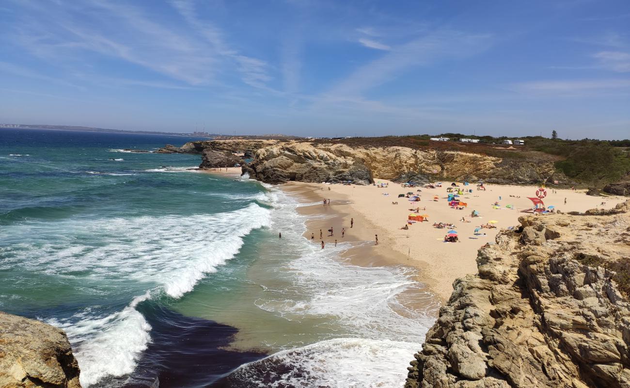 Photo de Grande de Porto Covo avec sable lumineux de surface