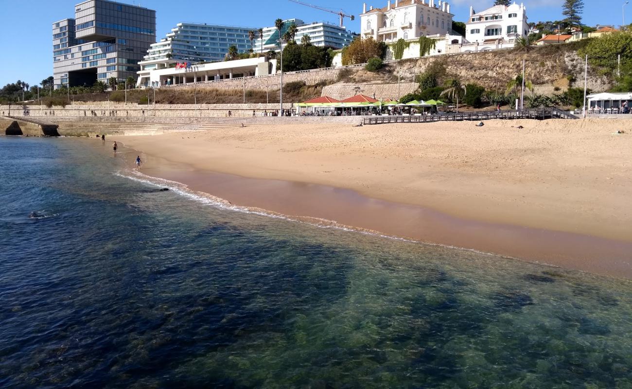 Photo de Praia das Moitas avec sable lumineux de surface