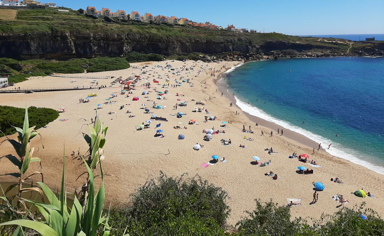 Photo de Praia de Sao Lourenco avec sable lumineux de surface