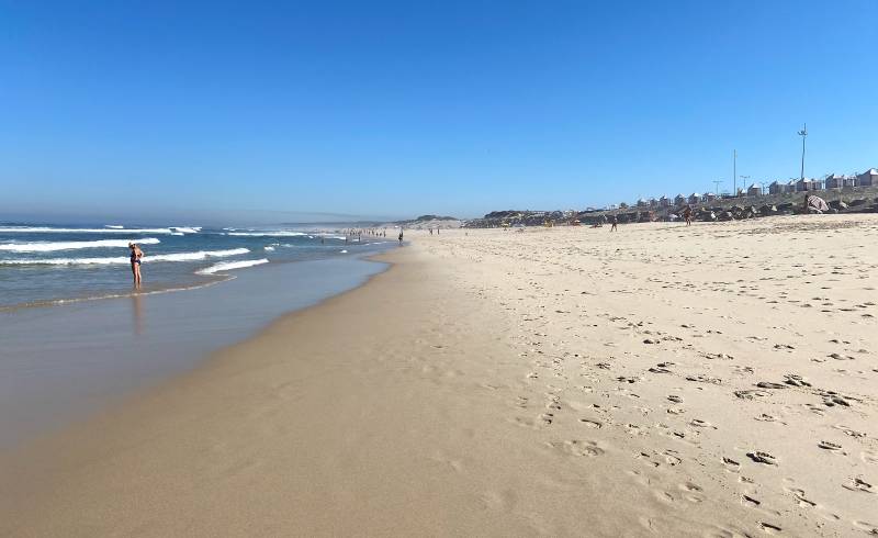 Photo de Praia de Esmoriz avec sable fin blanc de surface