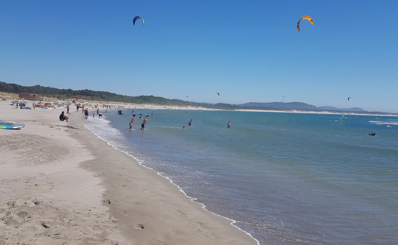 Photo de Praia do Cabedelo avec sable fin et lumineux de surface