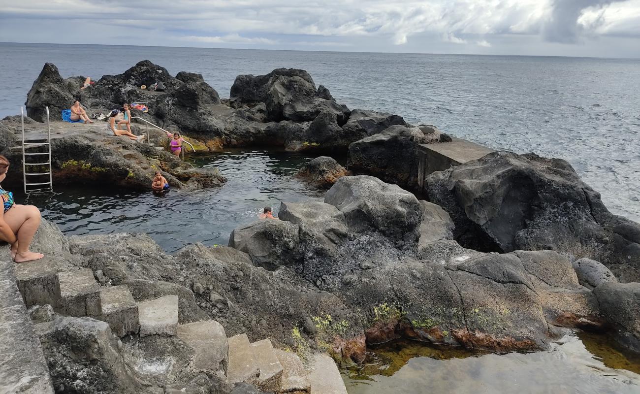 Photo de Zona Balnear da Fonte avec surface béton pavée de surface