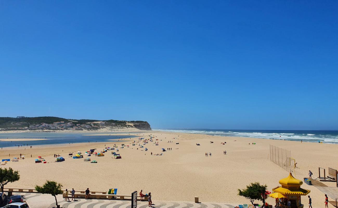 Photo de Praia da Foz do Arelho avec sable lumineux de surface