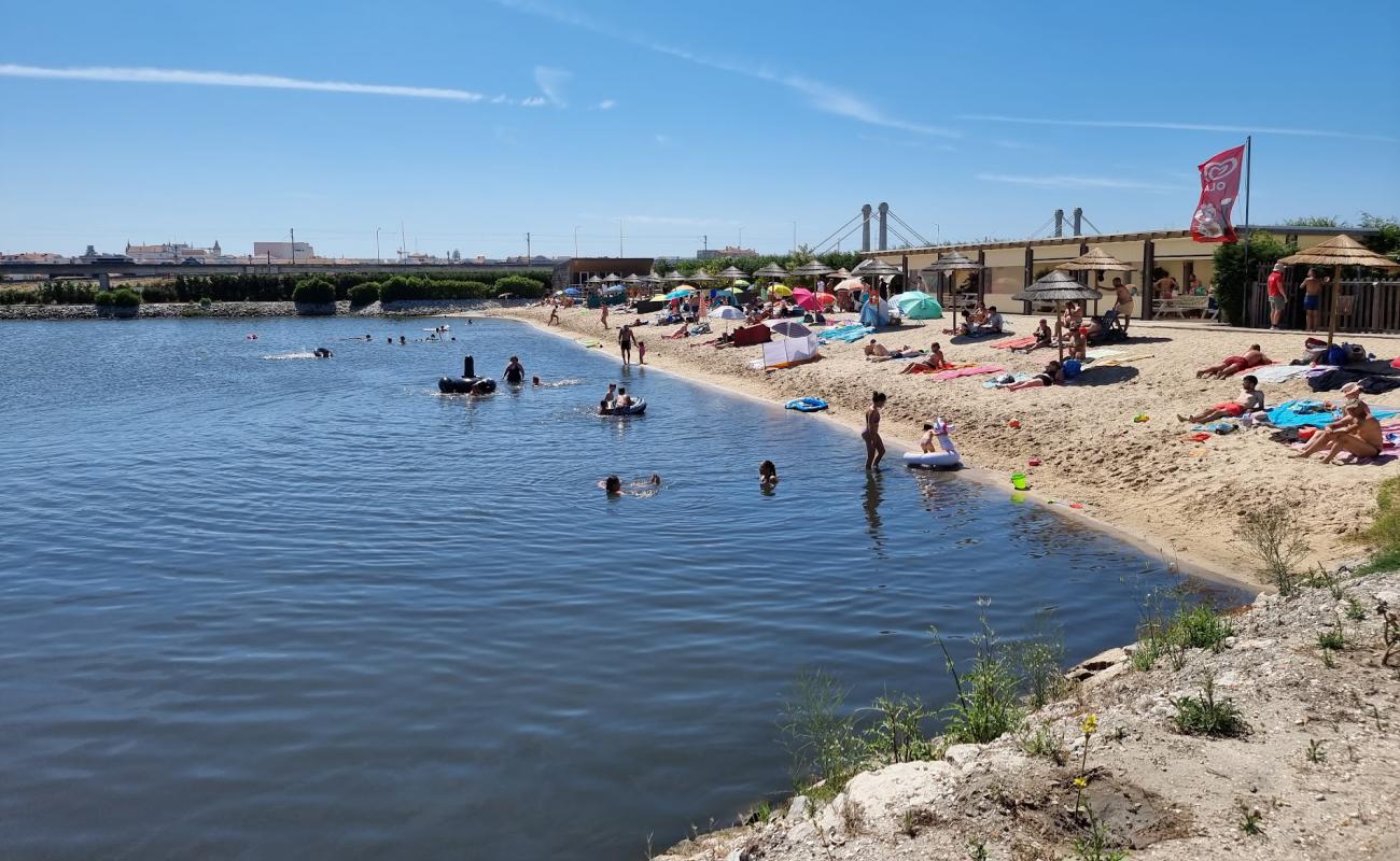 Photo de Praia Artificial de Aveiro - Urban Beach avec sable beige de surface